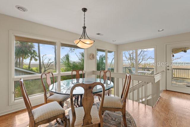 18 Nautilas Rd, Hilton Head Island, SC 29928