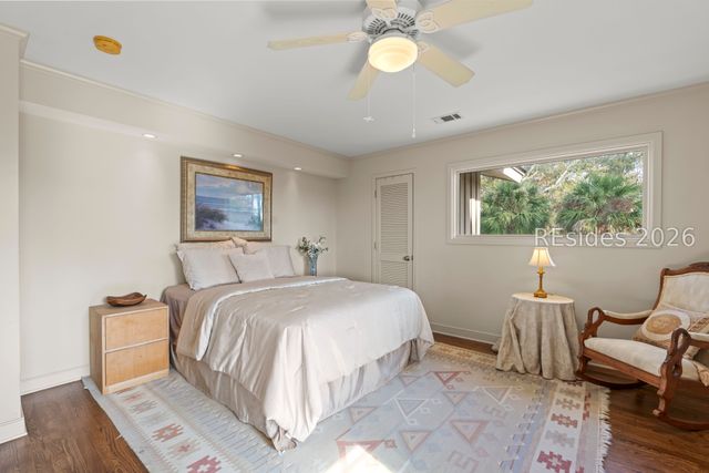 18 Nautilas Rd, Hilton Head Island, SC 29928