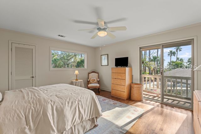 18 Nautilas Rd, Hilton Head Island, SC 29928