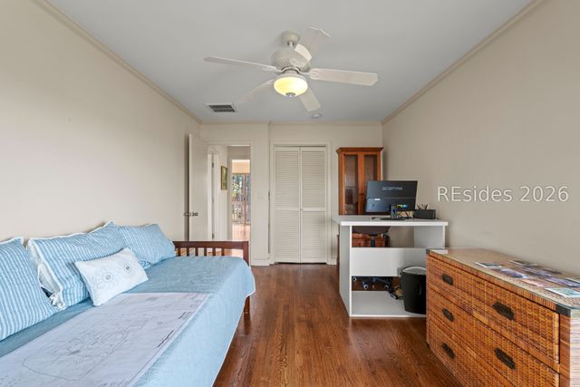 18 Nautilas Rd, Hilton Head Island, SC 29928