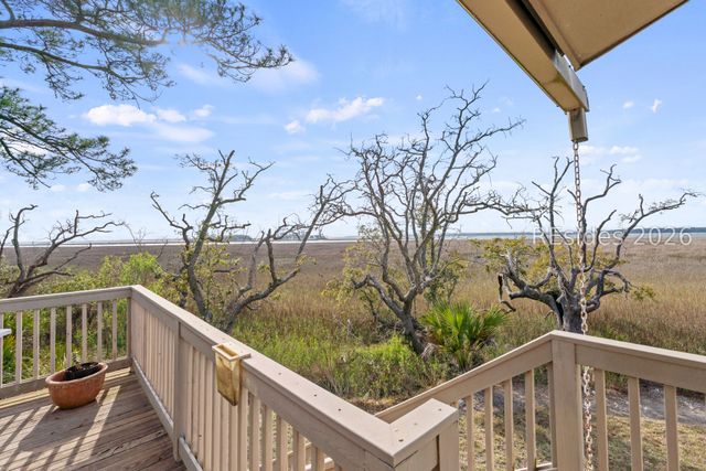 18 Nautilas Rd, Hilton Head Island, SC 29928