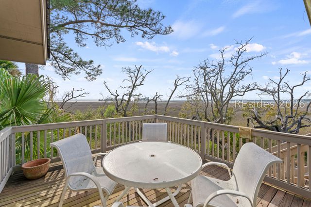 18 Nautilas Rd, Hilton Head Island, SC 29928