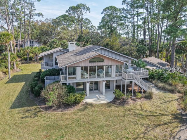 18 Nautilas Rd, Hilton Head Island, SC 29928
