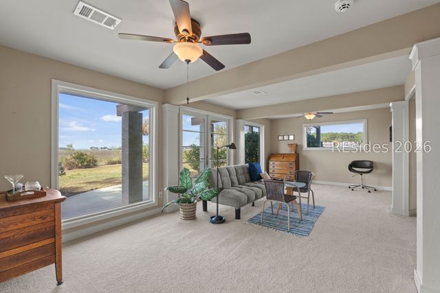 18 Nautilas Rd, Hilton Head Island, SC 29928