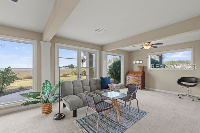 18 Nautilas Rd, Hilton Head Island, SC 29928