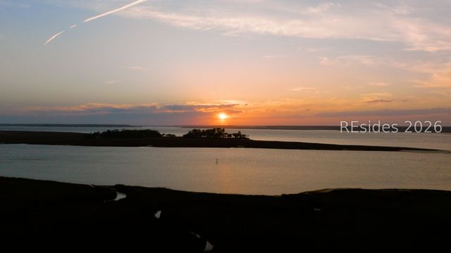 18 Nautilas Rd, Hilton Head Island, SC 29928