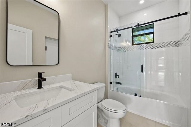 1008 NW 36th PL, Cape Coral, FL 33993