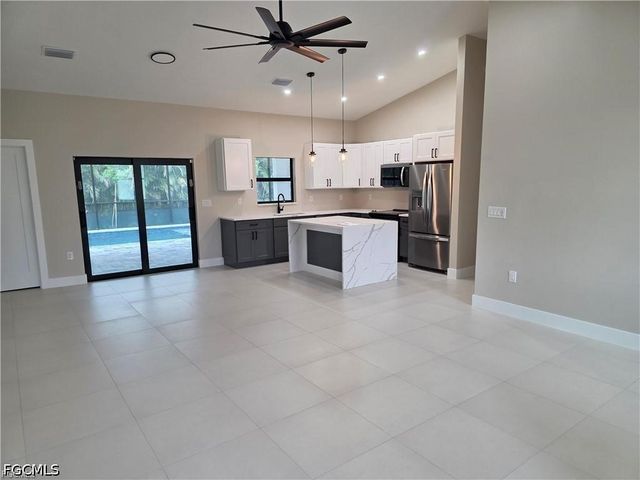 1008 NW 36th PL, Cape Coral, FL 33993