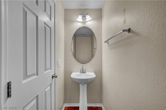 12052 Hathaway Pines Lane, Las Vegas, NV 89138