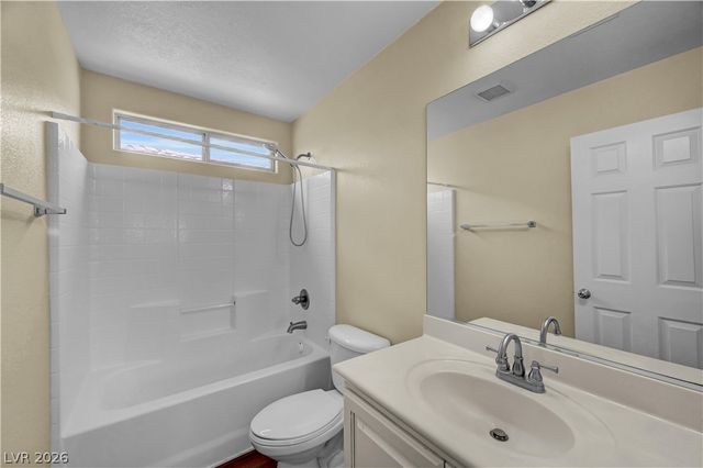 12052 Hathaway Pines Lane, Las Vegas, NV 89138