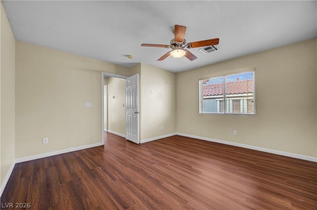 12052 Hathaway Pines Lane, Las Vegas, NV 89138