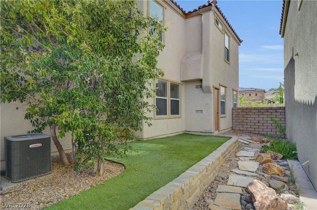 12052 Hathaway Pines Lane, Las Vegas, NV 89138