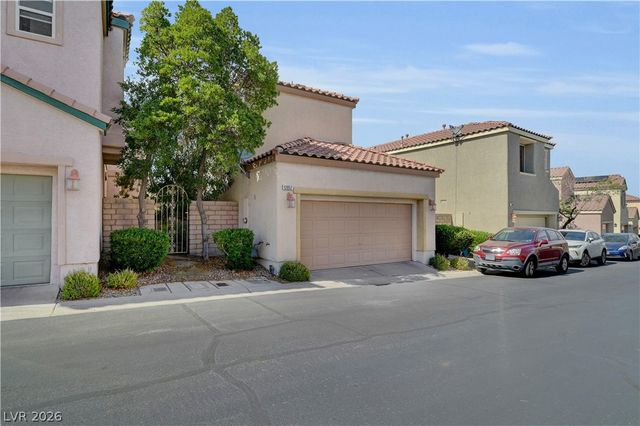 12052 Hathaway Pines Lane, Las Vegas, NV 89138