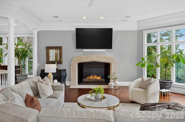 6812 Linkside Court, Charlotte, NC 28277