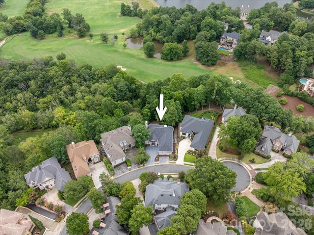 6812 Linkside Court, Charlotte, NC 28277