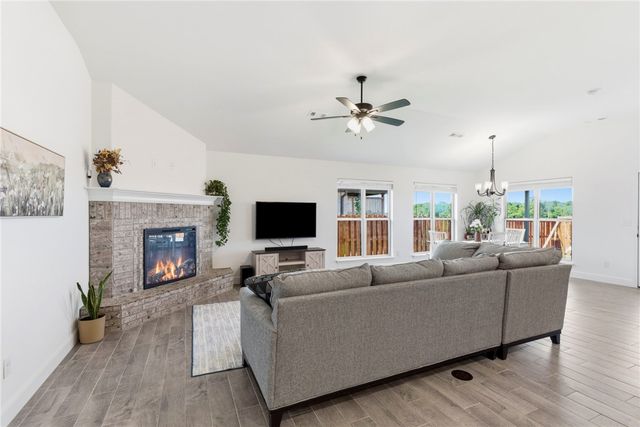 2501 Jazz Avenue, Bentonville, AR 72712