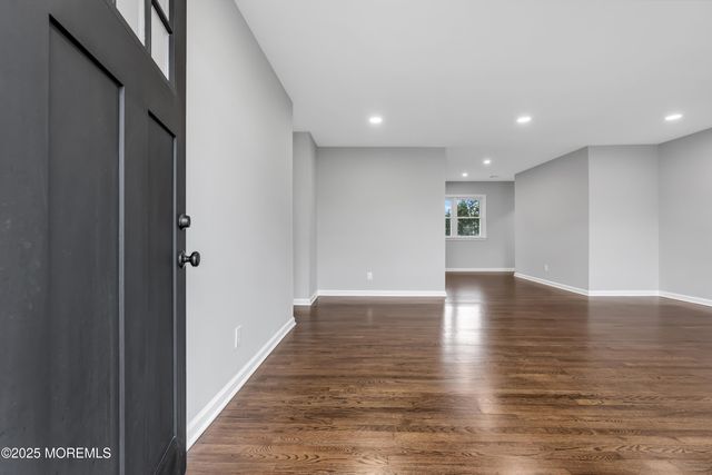 1230 Dove Street, Toms River, NJ 08753