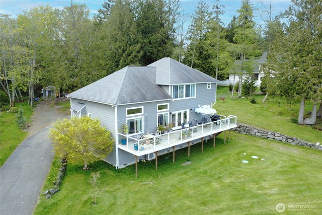 8101 NE Hunt Club Lane, Hansville, WA 98340