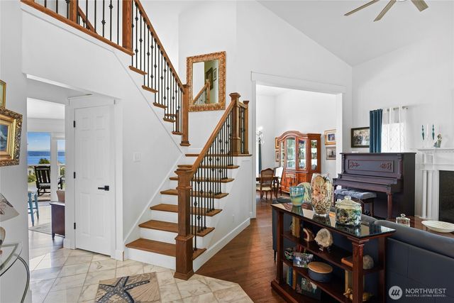 8101 NE Hunt Club Lane, Hansville, WA 98340