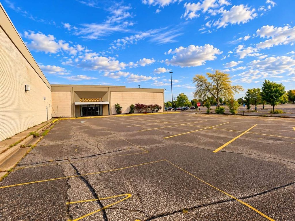 3001 White Bear Avenue N, Maplewood, MN 55109 — photo 4