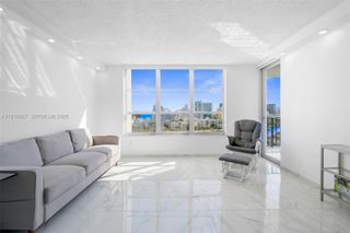 4101 Pine Tree Dr 919, Miami Beach, FL 33140