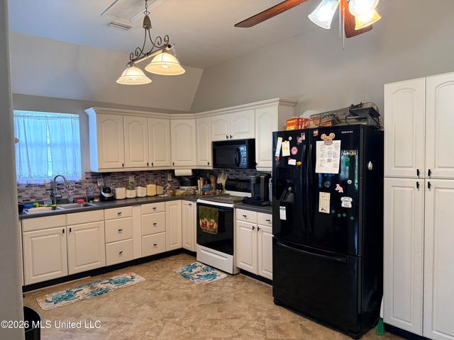 11801 Jim Ramsay Road, Vancleave, MS 39565