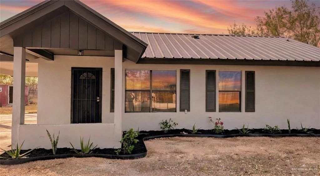 1230 Cottonwood Drive, Edinburg, TX 78541