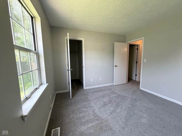 3323 Lauren Drive, Indianapolis, IN 46235