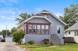 331 W Brookfield Street, Lombard, IL 60148