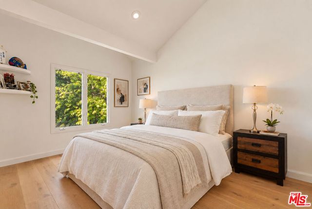 3575 Multiview Drive, Los Angeles, CA 90068