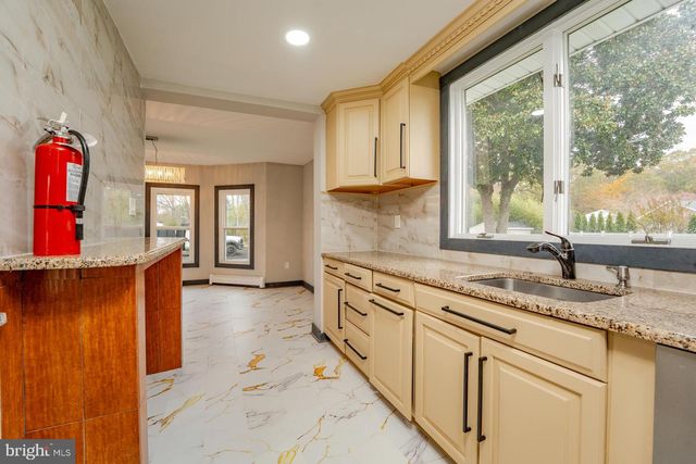 1203 W MILL RD, Northfield, NJ 08225