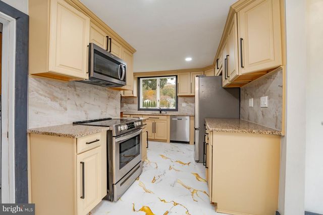 1203 W MILL RD, Northfield, NJ 08225