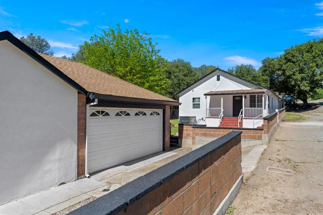 185 Mill St, Sutter Creek, CA 95685