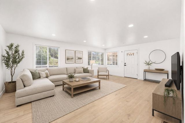 185 Mill St, Sutter Creek, CA 95685