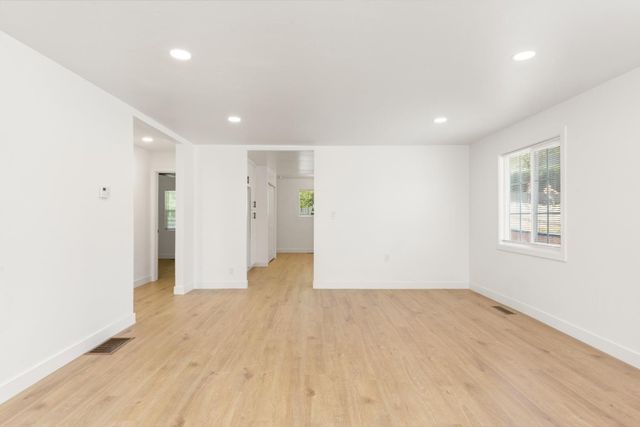 185 Mill St, Sutter Creek, CA 95685