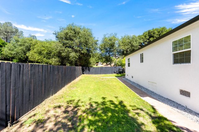 185 Mill St, Sutter Creek, CA 95685