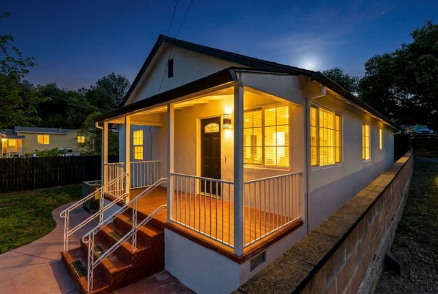 185 Mill St, Sutter Creek, CA 95685