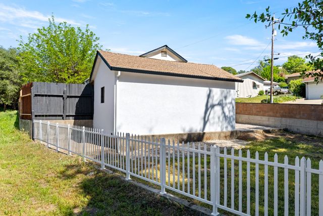 185 Mill St, Sutter Creek, CA 95685