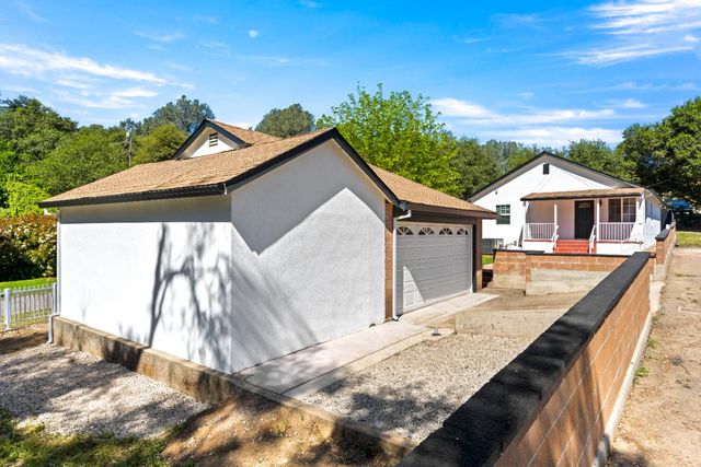 185 Mill St, Sutter Creek, CA 95685