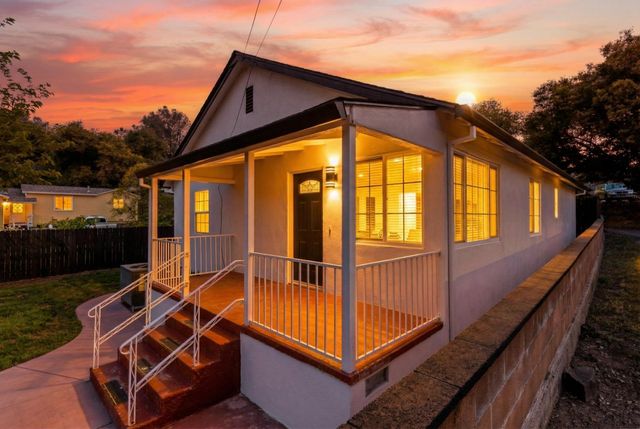 185 Mill St, Sutter Creek, CA 95685