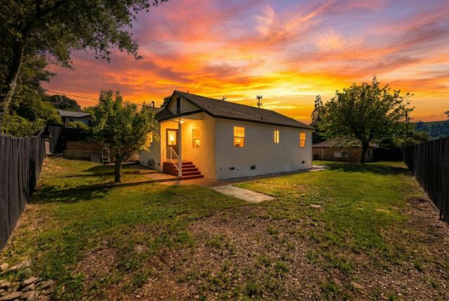 185 Mill St, Sutter Creek, CA 95685