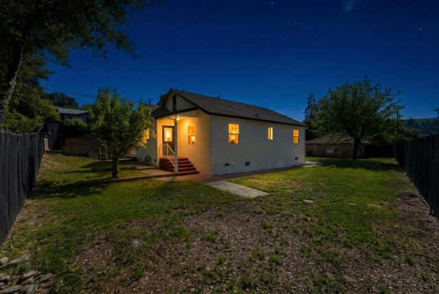 185 Mill St, Sutter Creek, CA 95685