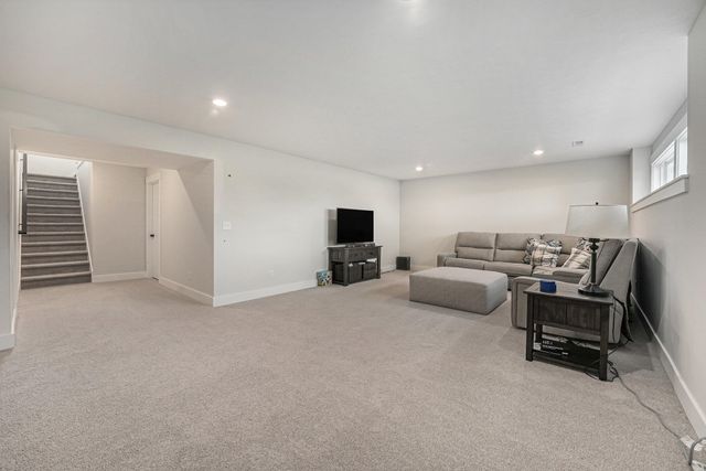 3633 Waterton Drive, Jamestown Twp, MI 49418