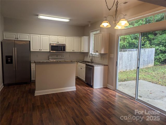 1741 Wilburn Park Drive, Charlotte, NC 28269