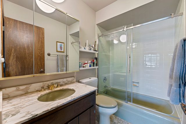 460 Hazel Avenue, Highland Park, IL 60035