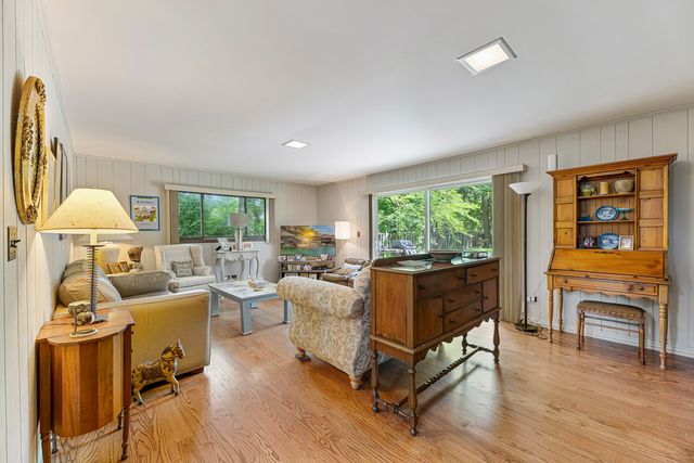 460 Hazel Avenue, Highland Park, IL 60035