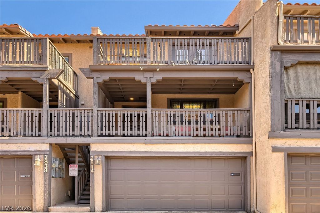 2844 Calle Del Oro, Las Vegas, NV 89120