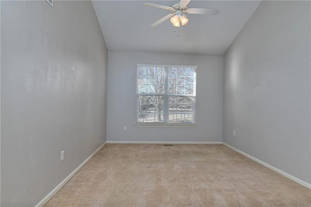 9886 Nieman Place, Overland Park, KS 66213