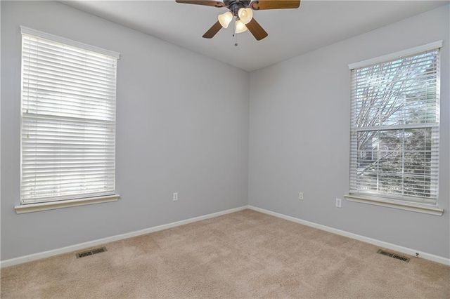 9886 Nieman Place, Overland Park, KS 66213