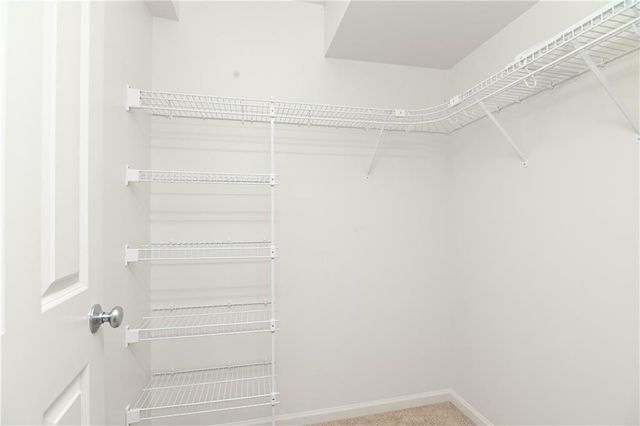 9886 Nieman Place, Overland Park, KS 66213